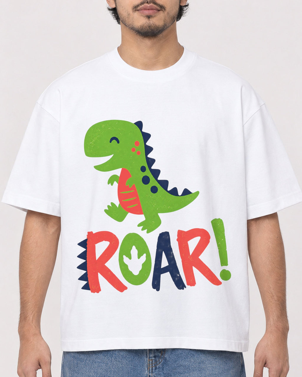 Mockup Boxy Heavyweight Tee White male close-up 02