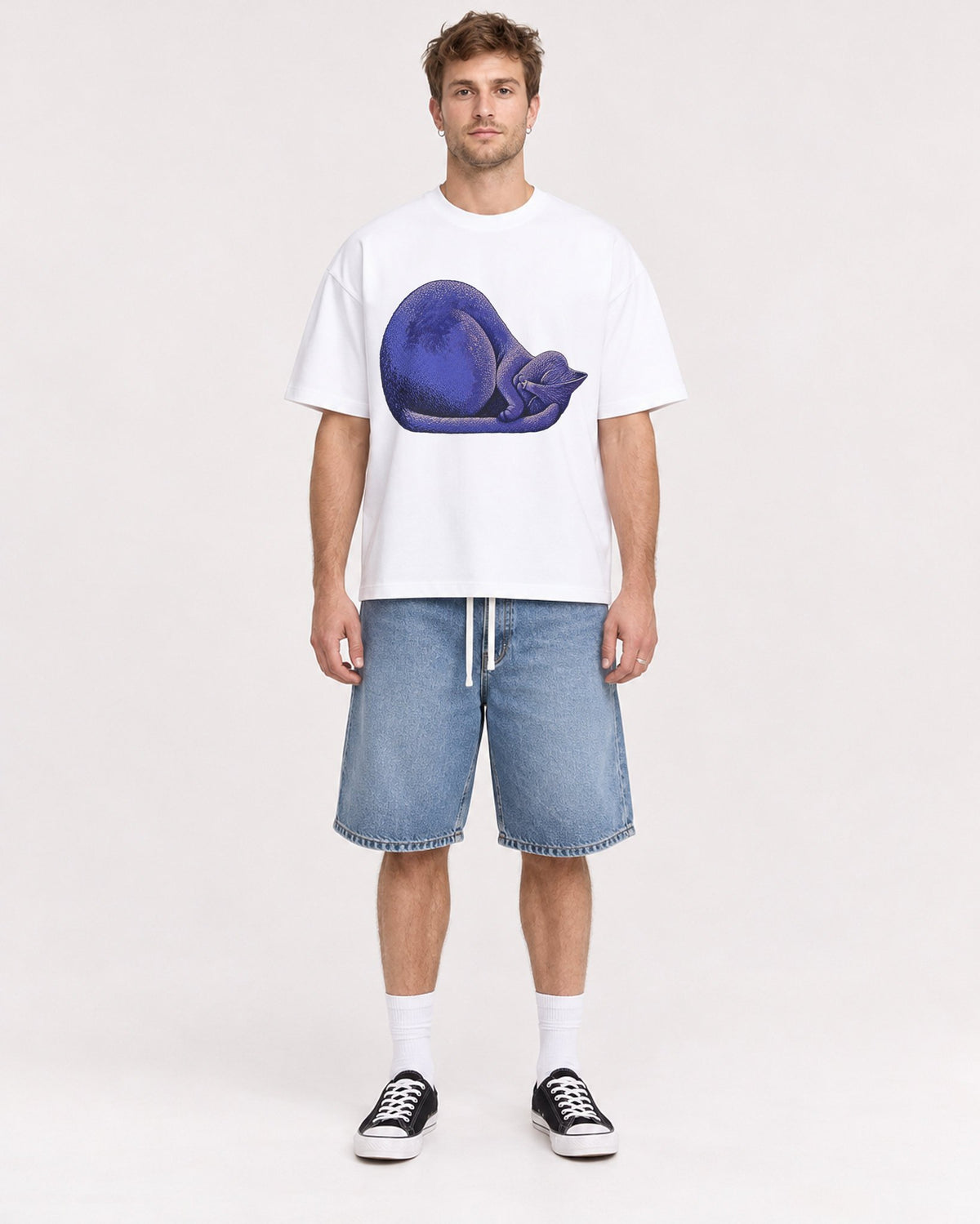 Mockup Boxy Heavyweight Tee White male full-body 08
