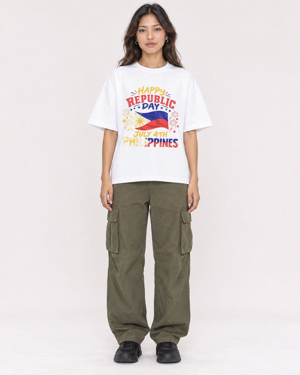 Mockup Boxy Heavyweight Tee White female full-body 02