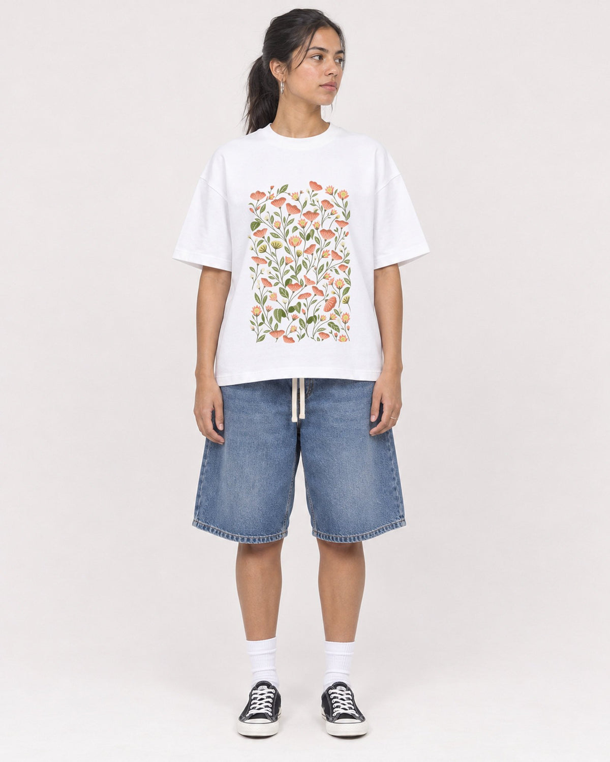 Mockup Boxy Heavyweight Tee White female full-body 16
