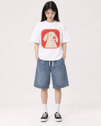 Mockup Boxy Heavyweight Tee White female full-body 01