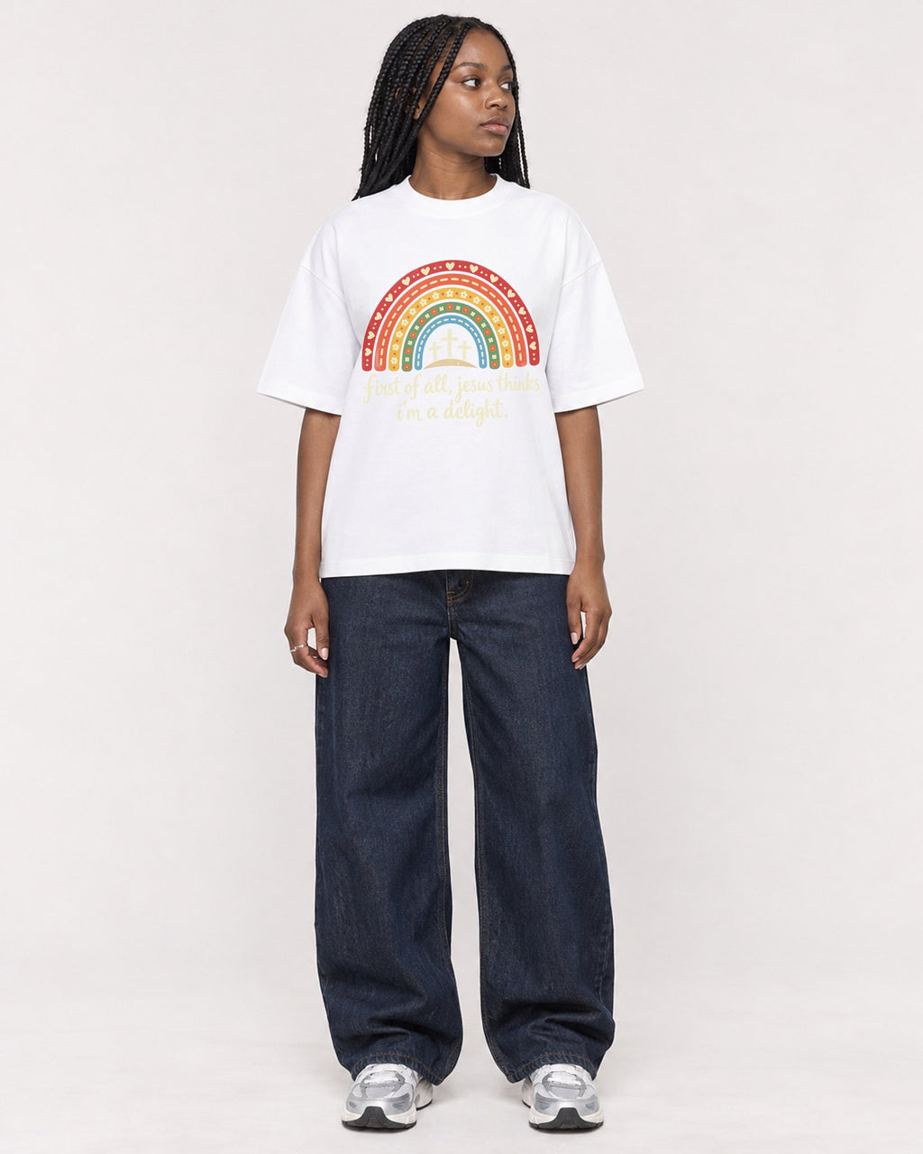 Mockup Boxy Heavyweight Tee White female full-body 04