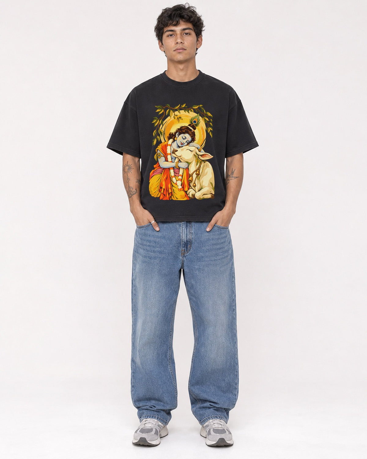 Mockup Boxy Heavyweight Tee Black male full-body 06