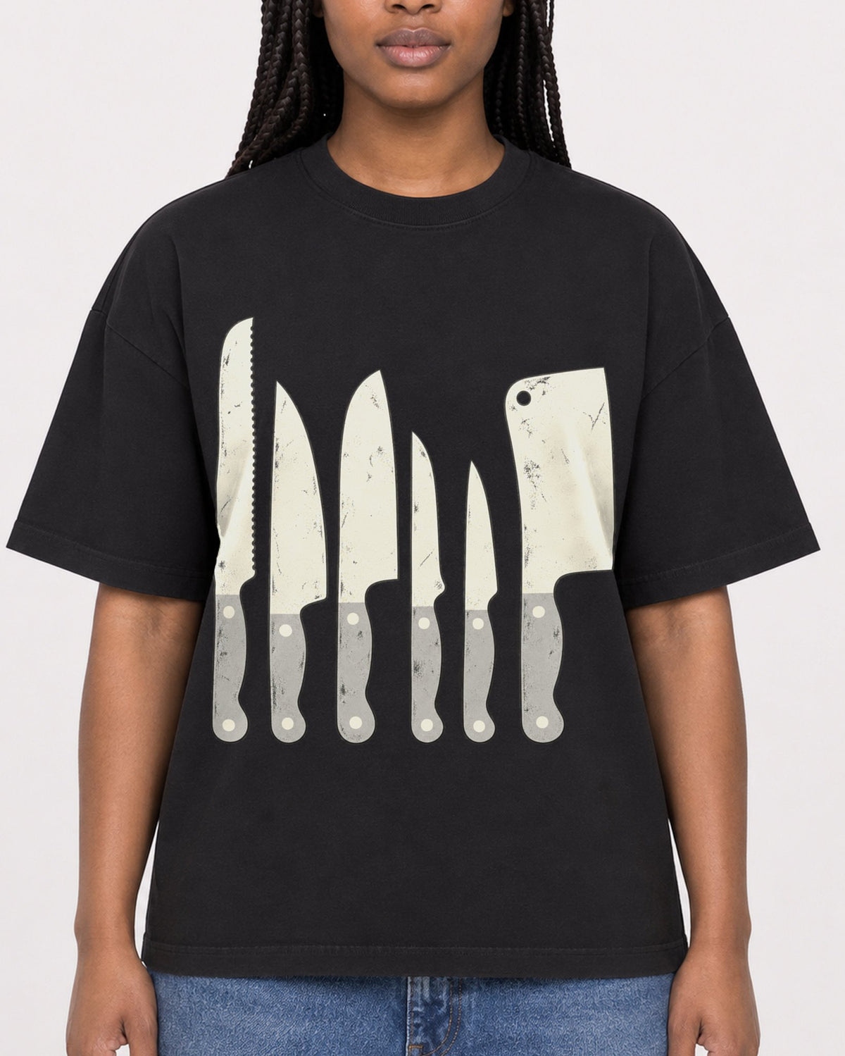 Mockup Boxy Heavyweight Tee Black female close-up 04