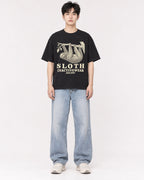 Mockup Boxy Heavyweight Tee Black male full-body 01