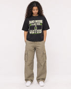 Mockup Boxy Heavyweight Tee Black female full-body 10