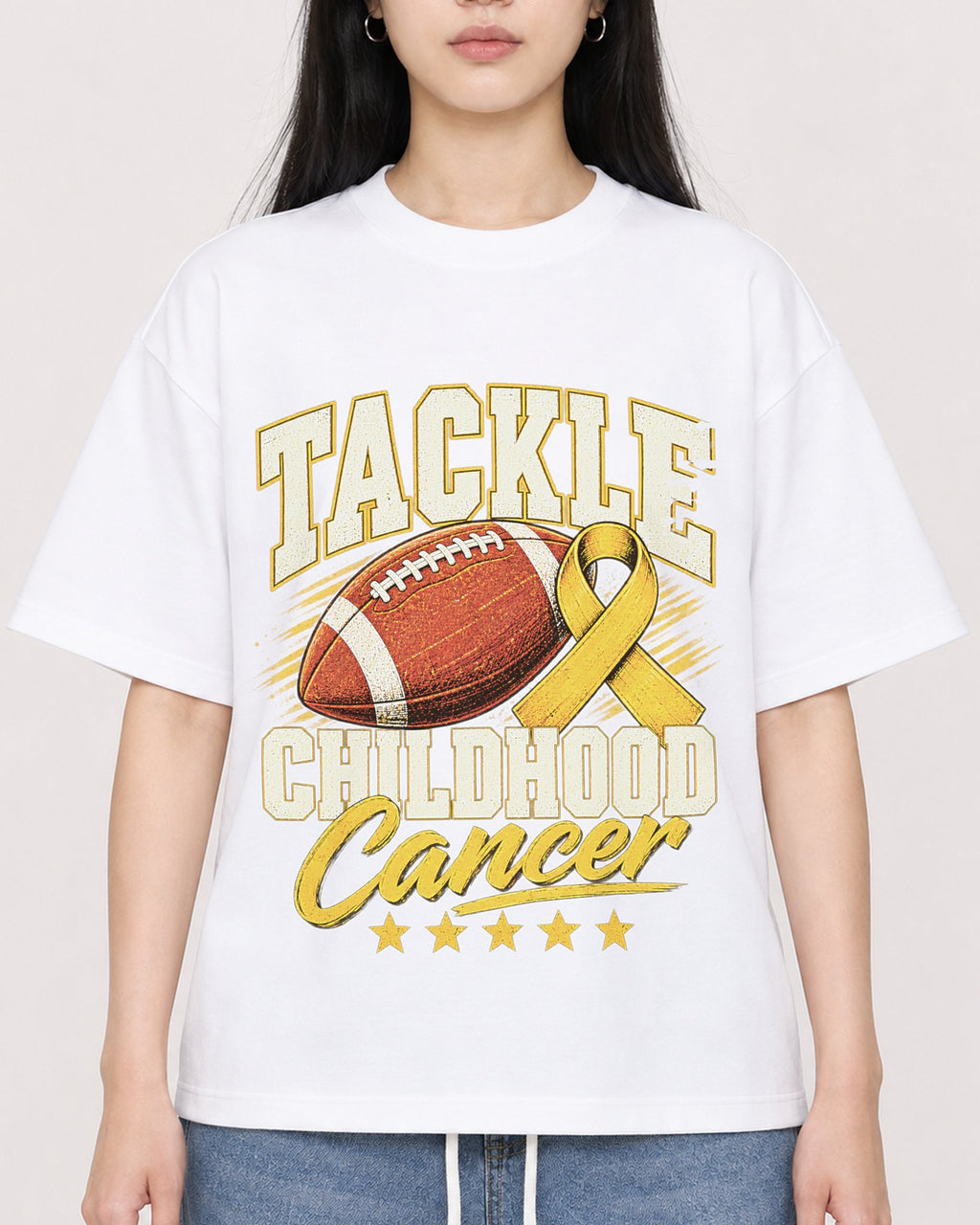 Mockup Boxy Heavyweight Tee White female close-up 01