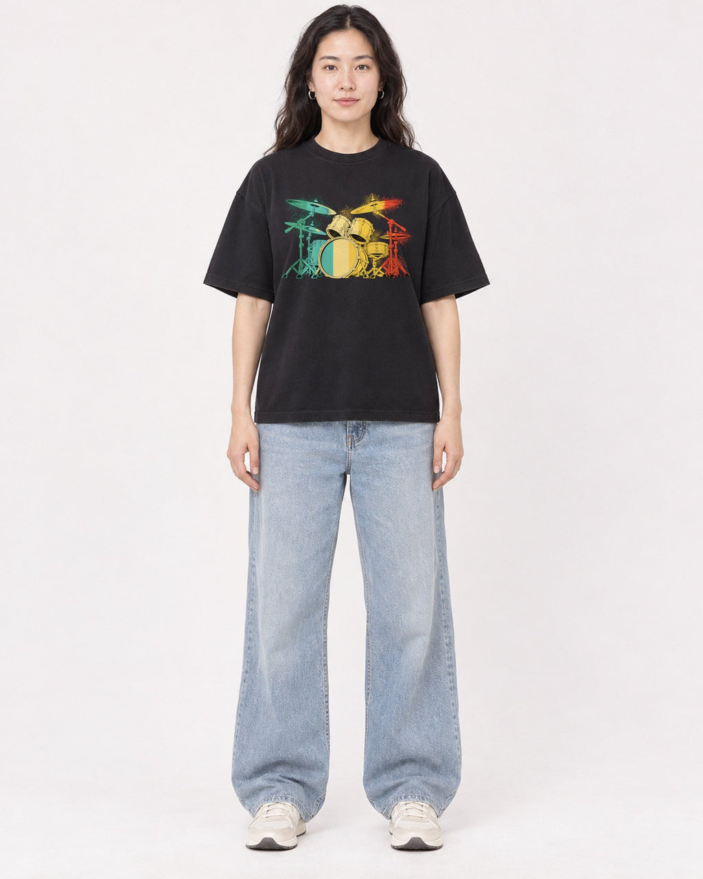 Mockup Boxy Heavyweight Tee Black female full-body 03