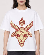 Mockup Boxy Heavyweight Tee White female close-up 03