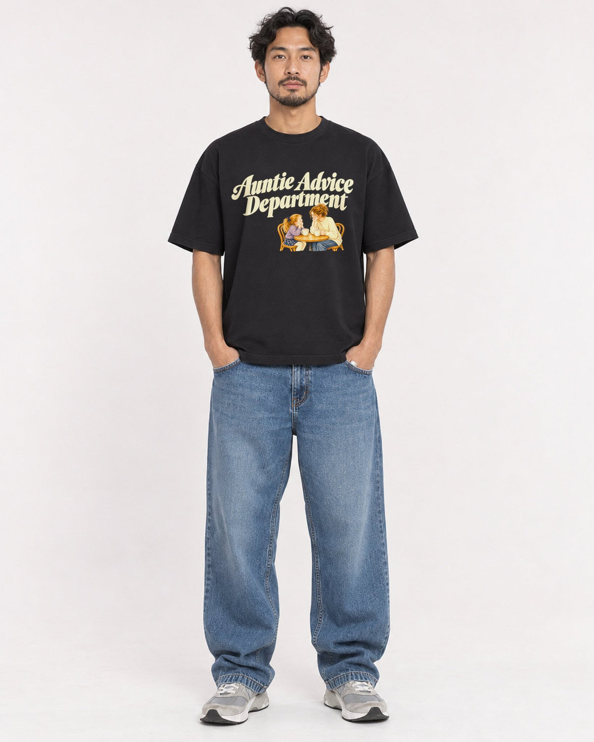 Mockup Boxy Heavyweight Tee Black male full-body 02