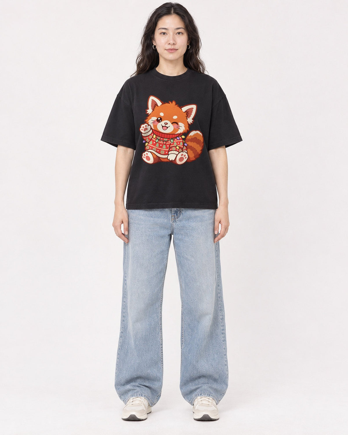 Mockup Boxy Heavyweight Tee Black female full-body 03