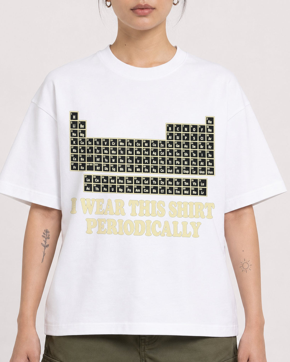 Mockup Boxy Heavyweight Tee White female close-up 12