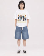 Mockup Boxy Heavyweight Tee White female full-body 11