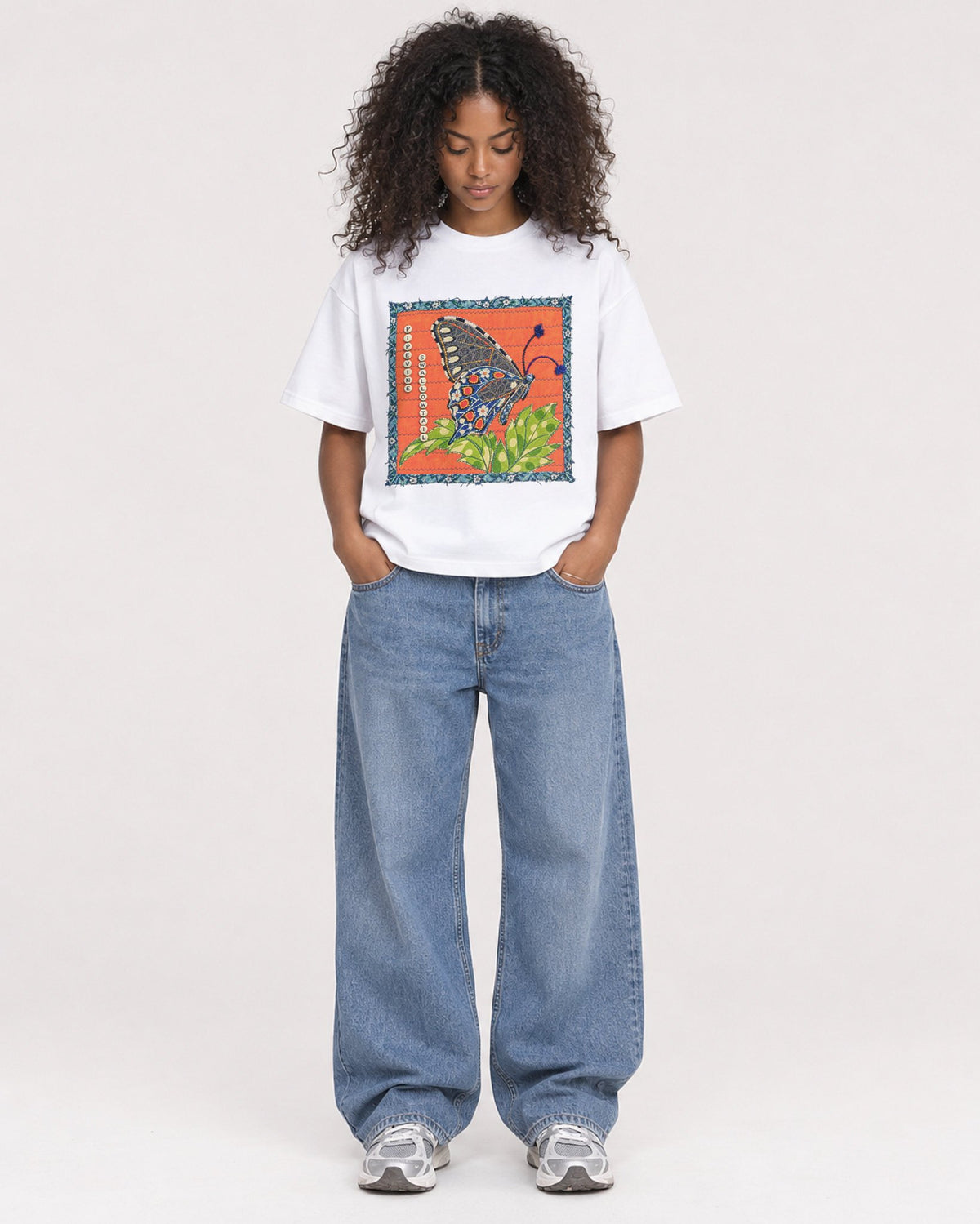 Mockup Boxy Heavyweight Tee White female full-body 05