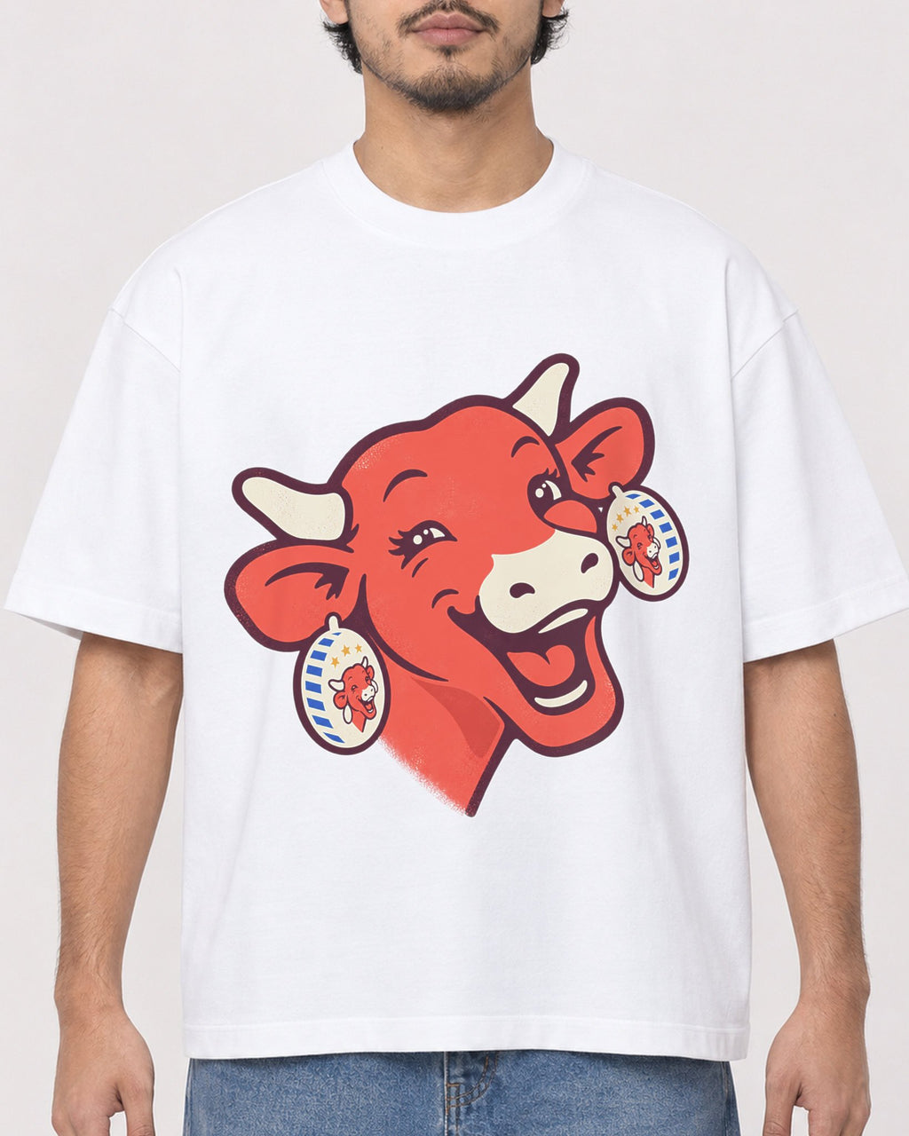 Mockup Boxy Heavyweight Tee White male close-up 02