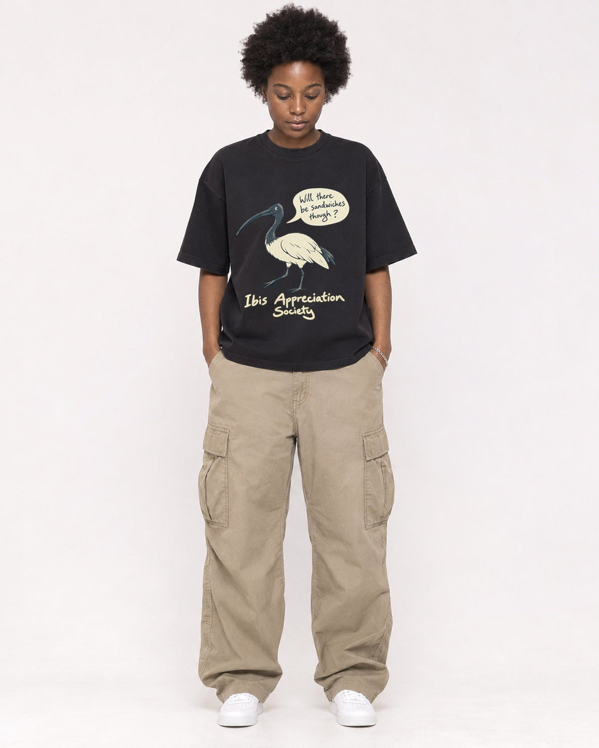 Mockup Boxy Heavyweight Tee Black female full-body 14