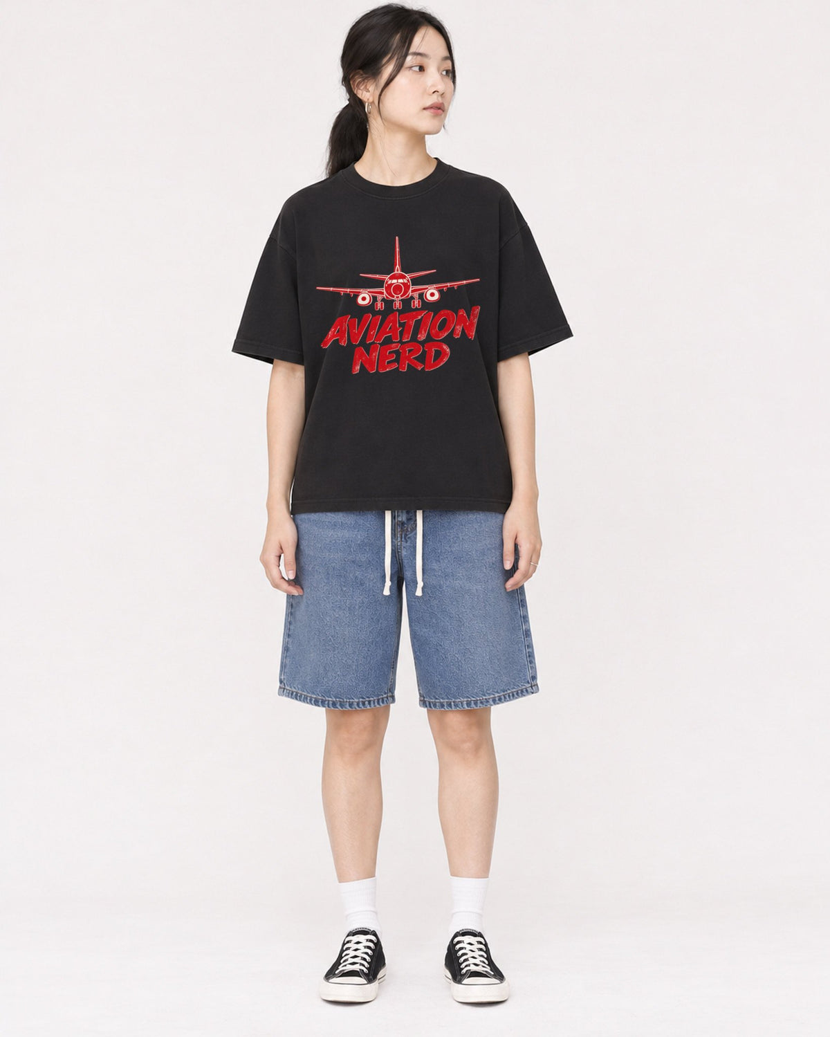 Mockup Boxy Heavyweight Tee Black female full-body 21