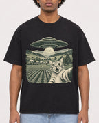 Mockup Boxy Heavyweight Tee Black male close-up 45