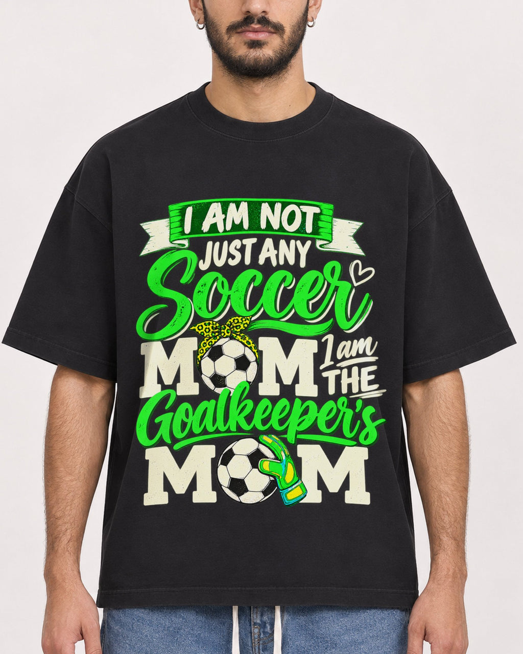 Mockup Boxy Heavyweight Tee Black male close-up 07