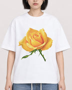 Mockup Boxy Heavyweight Tee White female close-up 11