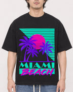 Mockup Boxy Heavyweight Tee Black male close-up 03
