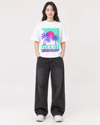 Mockup Boxy Heavyweight Tee White female full-body 03