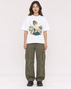 Mockup Boxy Heavyweight Tee White female full-body 02