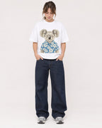 Mockup Boxy Heavyweight Tee White female full-body 29