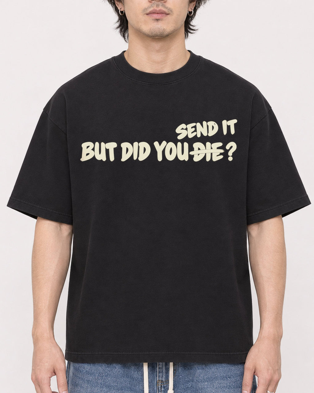 Mockup Boxy Heavyweight Tee Black male close-up 03