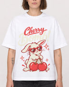 Mockup Boxy Heavyweight Tee White female close-up 18