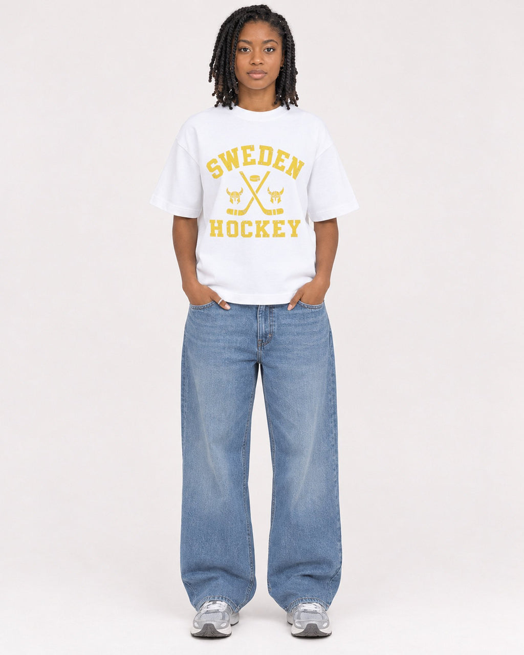 Mockup Boxy Heavyweight Tee White female full-body 15