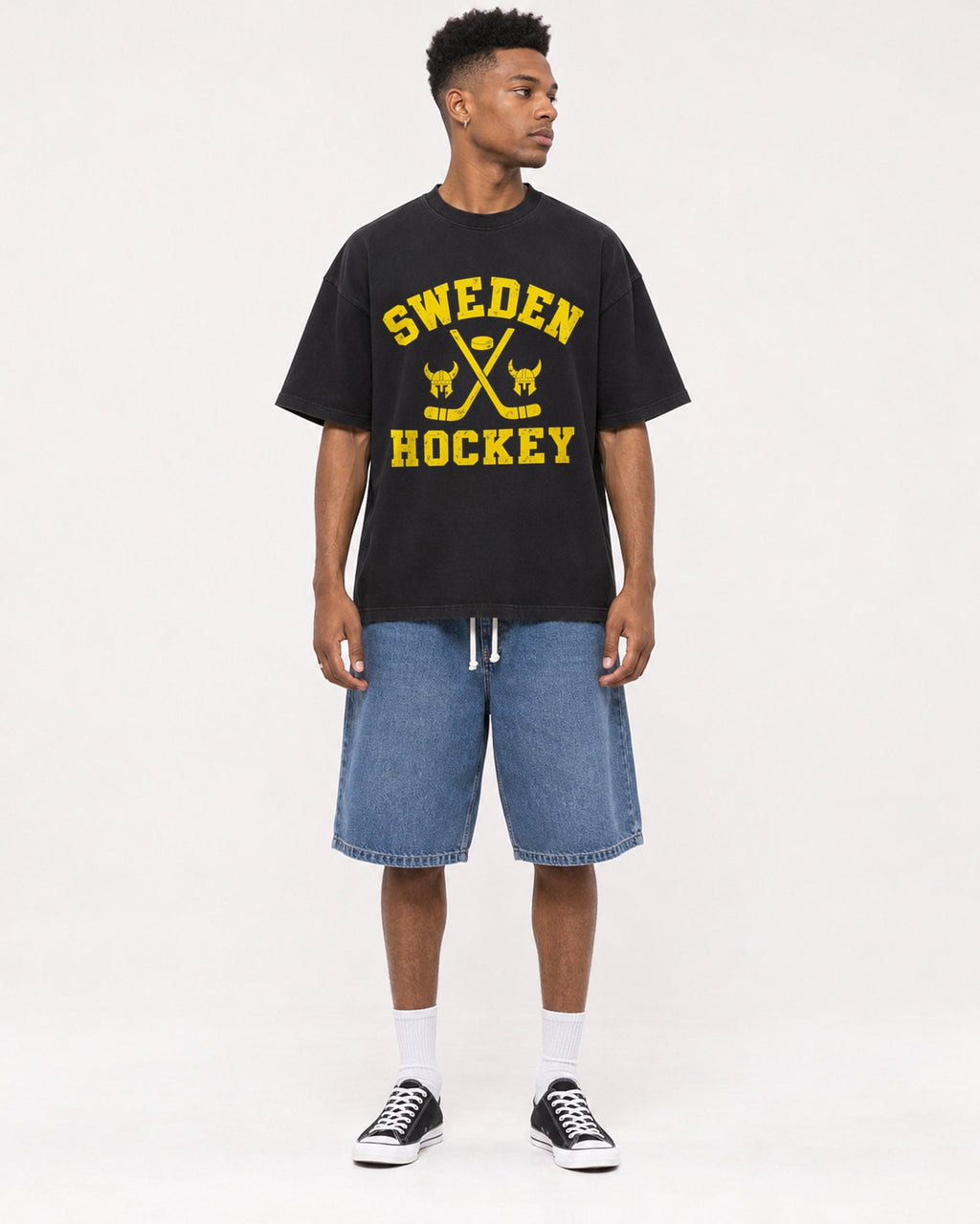 Mockup Boxy Heavyweight Tee Black male full-body 15