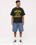 Mockup Boxy Heavyweight Tee Black male full-body 15