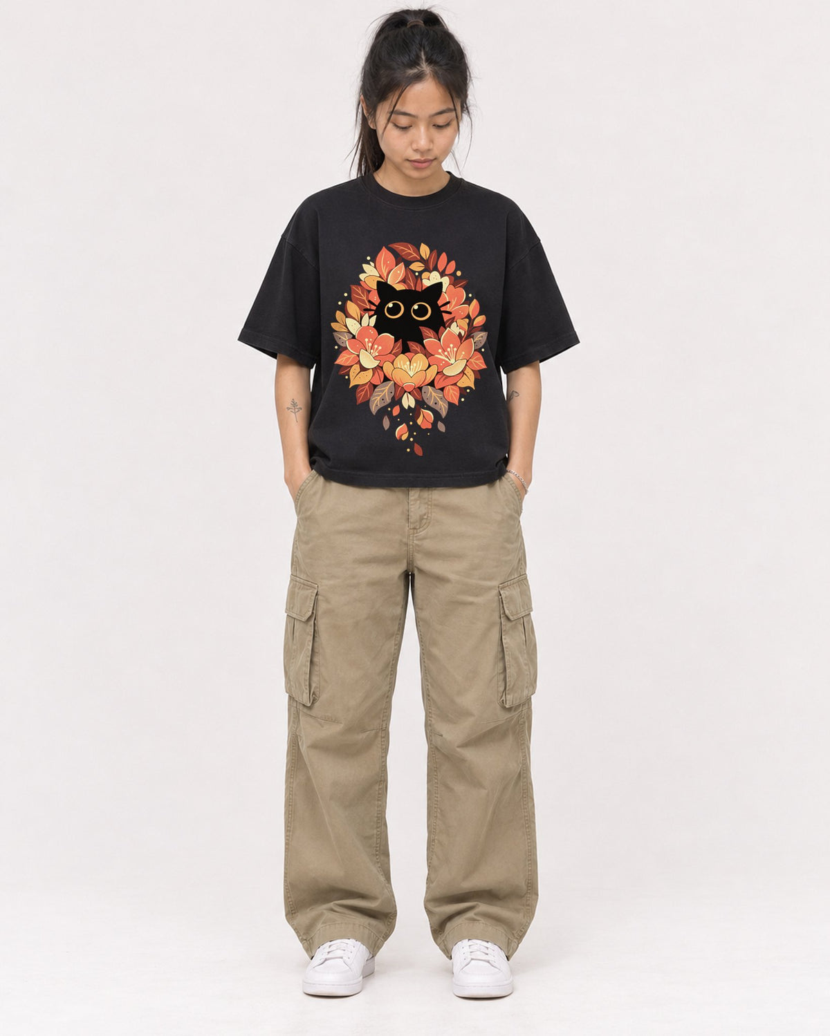 Mockup Boxy Heavyweight Tee Black female full-body 42
