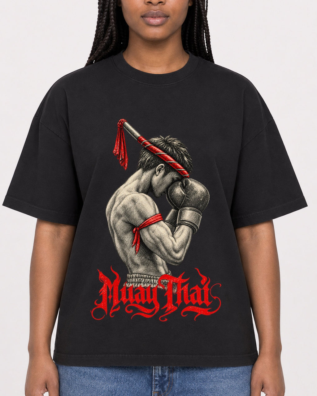 Mockup Boxy Heavyweight Tee Black female close-up 04
