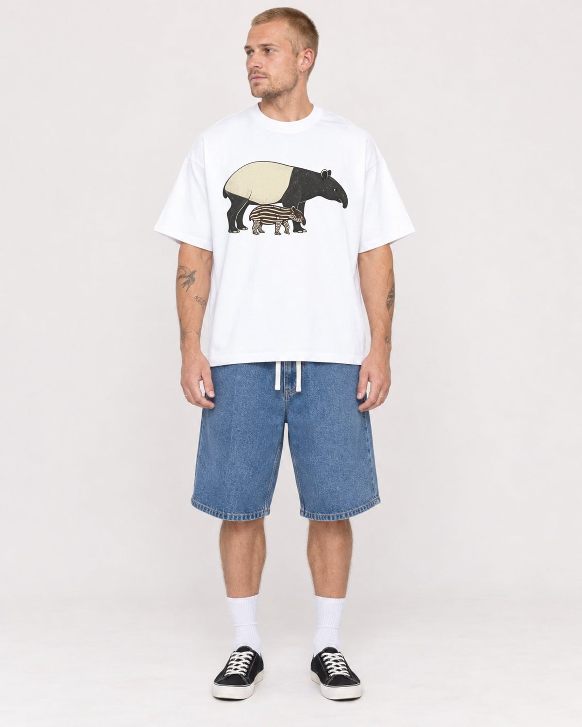 Mockup Boxy Heavyweight Tee White male full-body 18