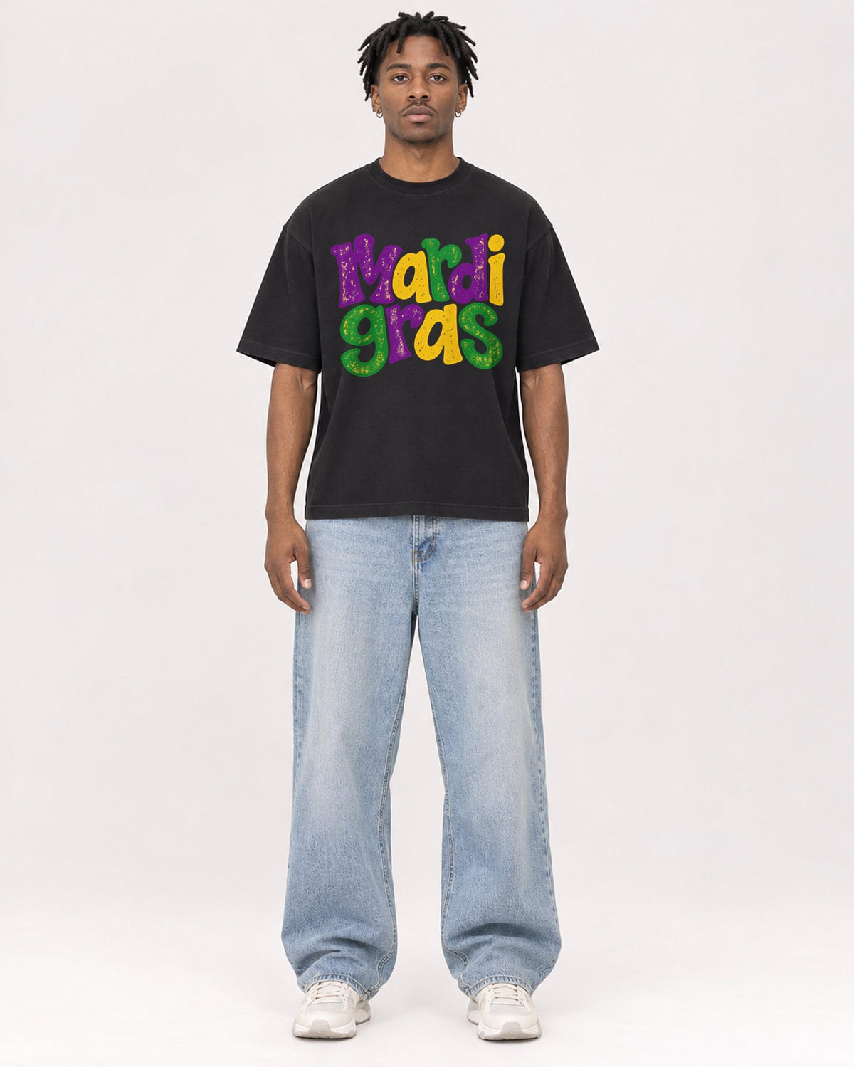Mockup Boxy Heavyweight Tee Black male full-body 05