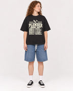 Mockup Boxy Heavyweight Tee Black female full-body 09