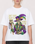 Mockup Boxy Heavyweight Tee White female close-up 28