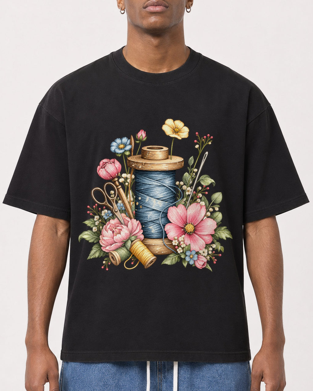 Mockup Boxy Heavyweight Tee Black male close-up 15