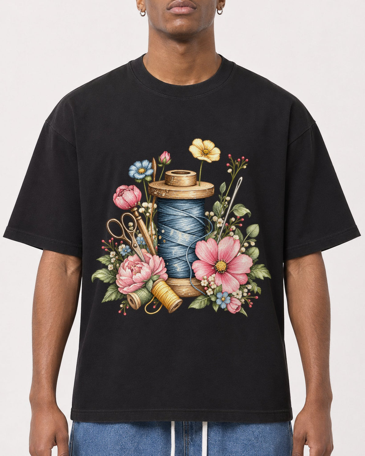 Mockup Boxy Heavyweight Tee Black male close-up 15
