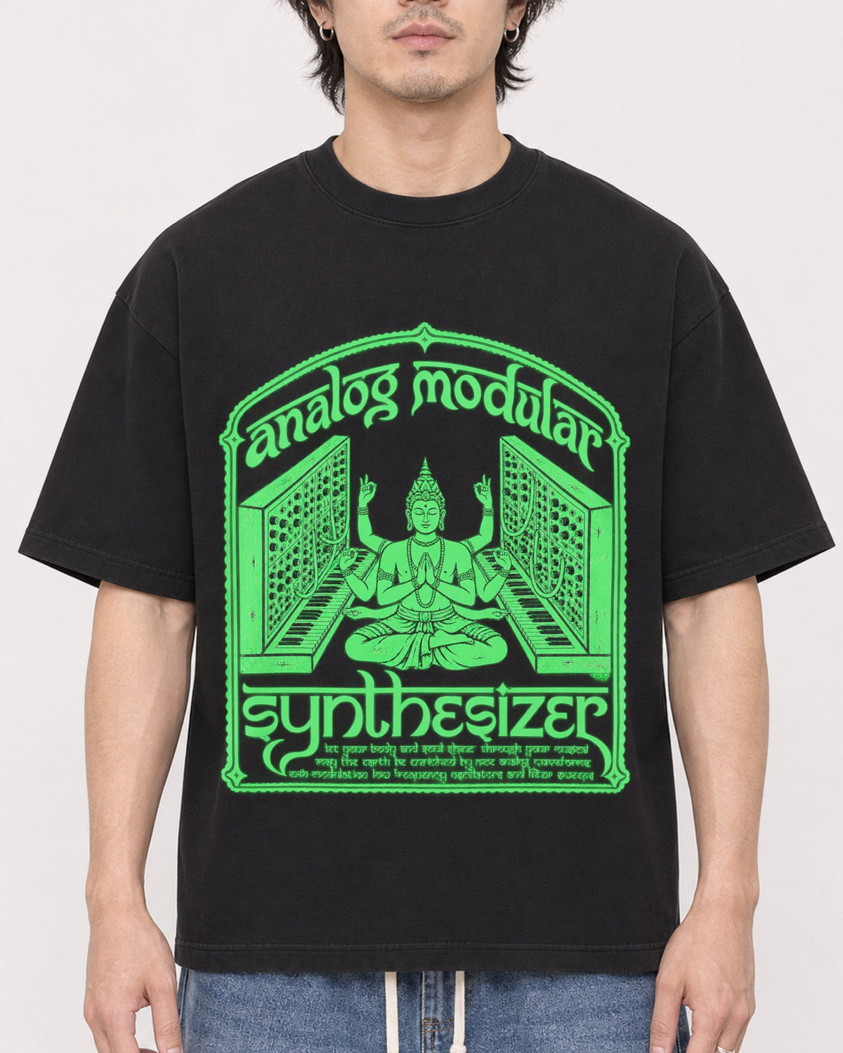 Mockup Boxy Heavyweight Tee Black male close-up 03