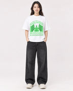 Mockup Boxy Heavyweight Tee White female full-body 03