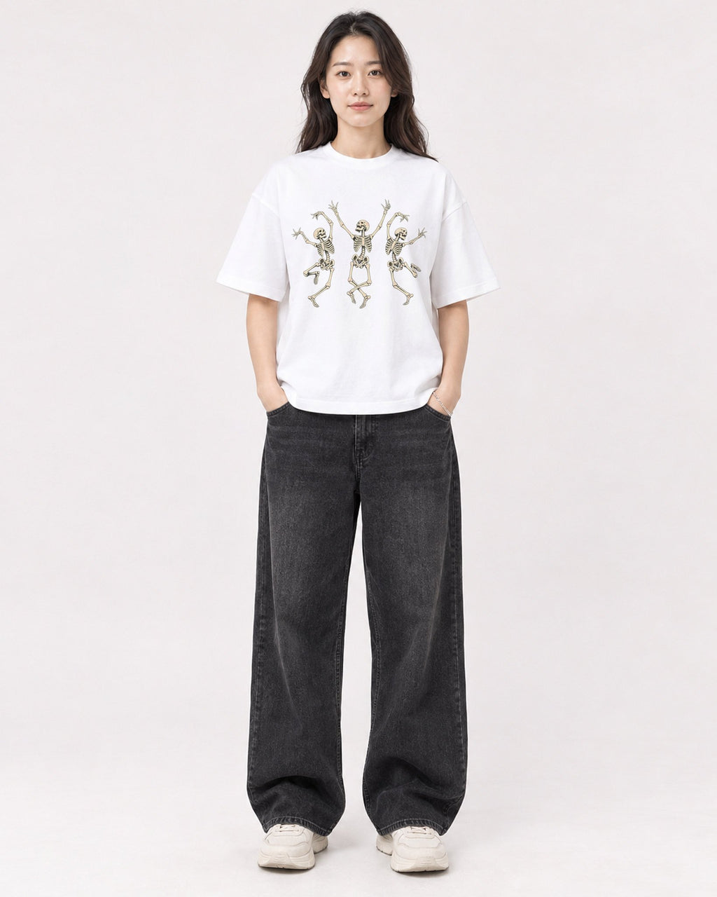 Mockup Boxy Heavyweight Tee White female full-body 03