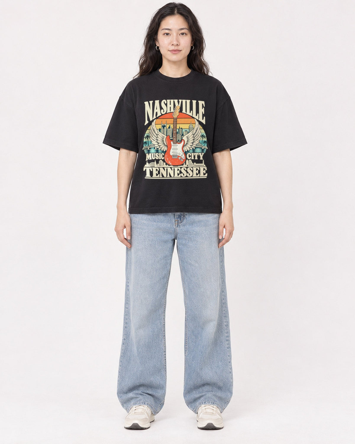 Mockup Boxy Heavyweight Tee Black female full-body 03