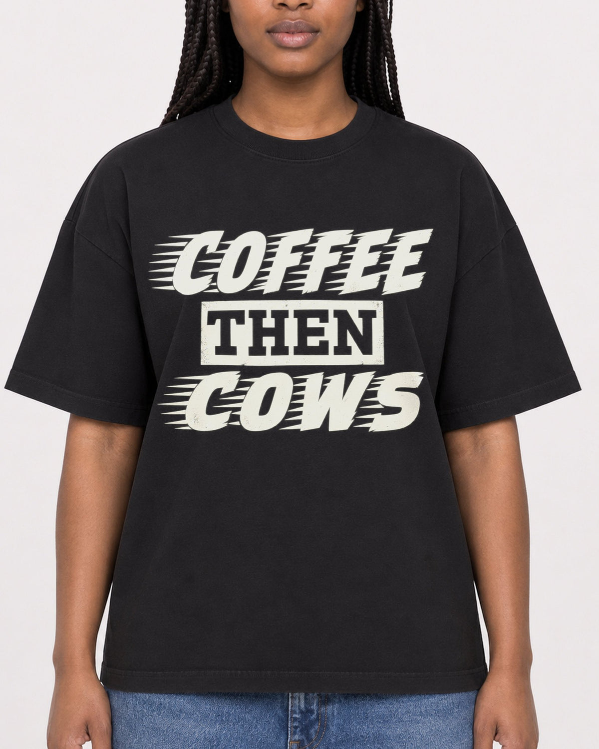 Mockup Boxy Heavyweight Tee Black female close-up 04