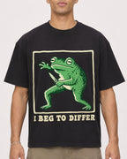 Mockup Boxy Heavyweight Tee Black male close-up 20