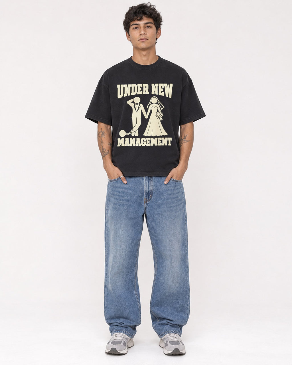 Mockup Boxy Heavyweight Tee Black male full-body 06