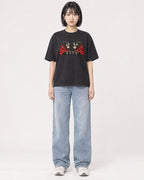Mockup Boxy Heavyweight Tee Black female full-body 11