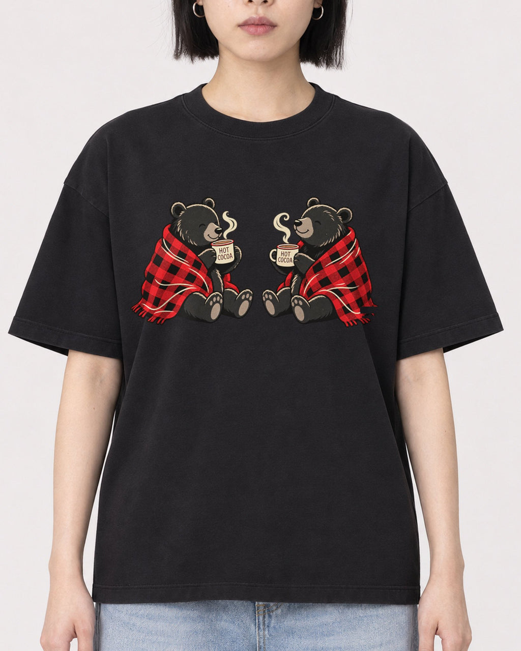 Mockup Boxy Heavyweight Tee Black female close-up 11
